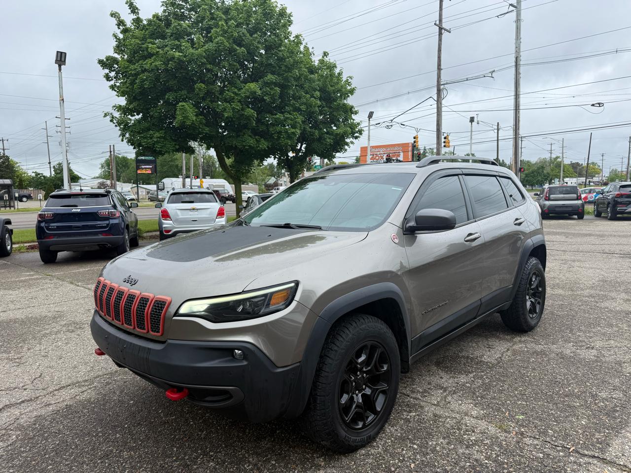 Jeep Cherokee  2021