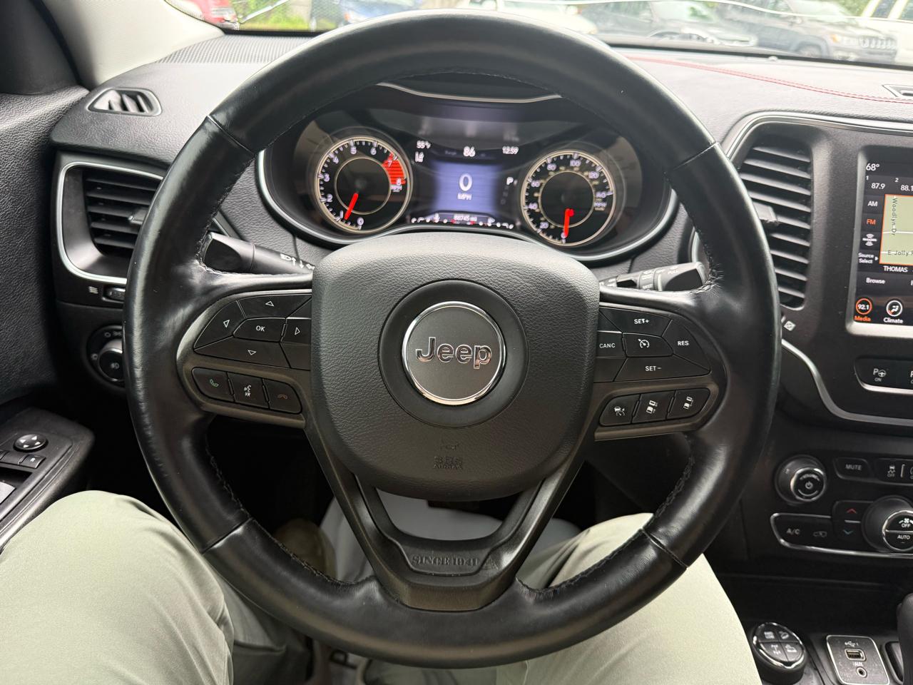 Jeep Cherokee  2021