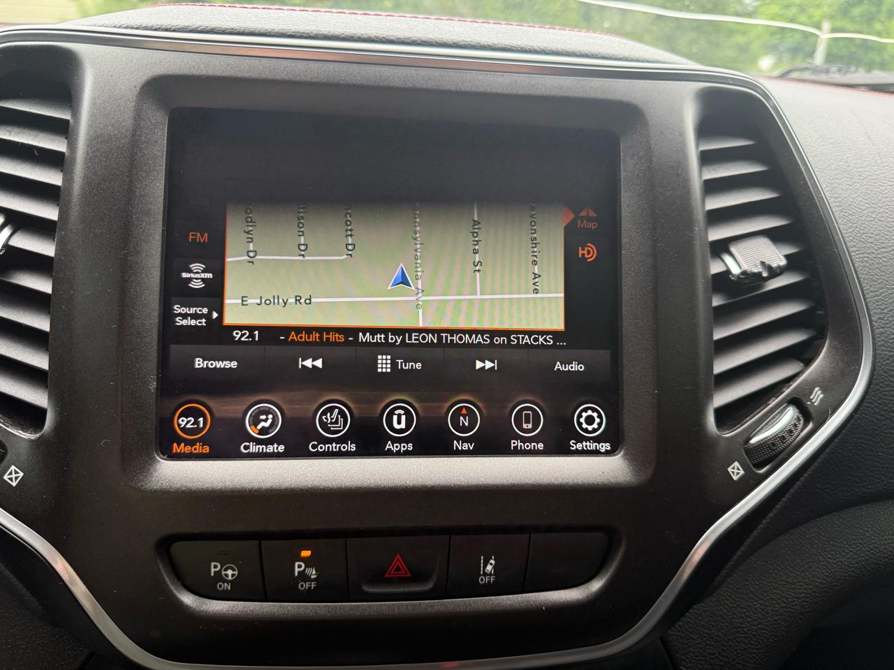 Jeep Cherokee  2021