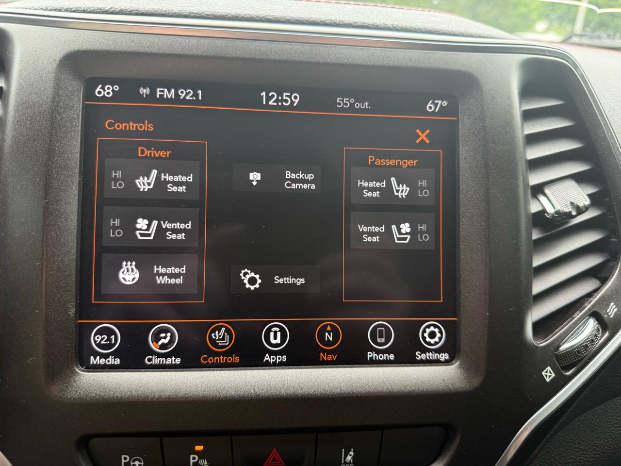 Jeep Cherokee  2021