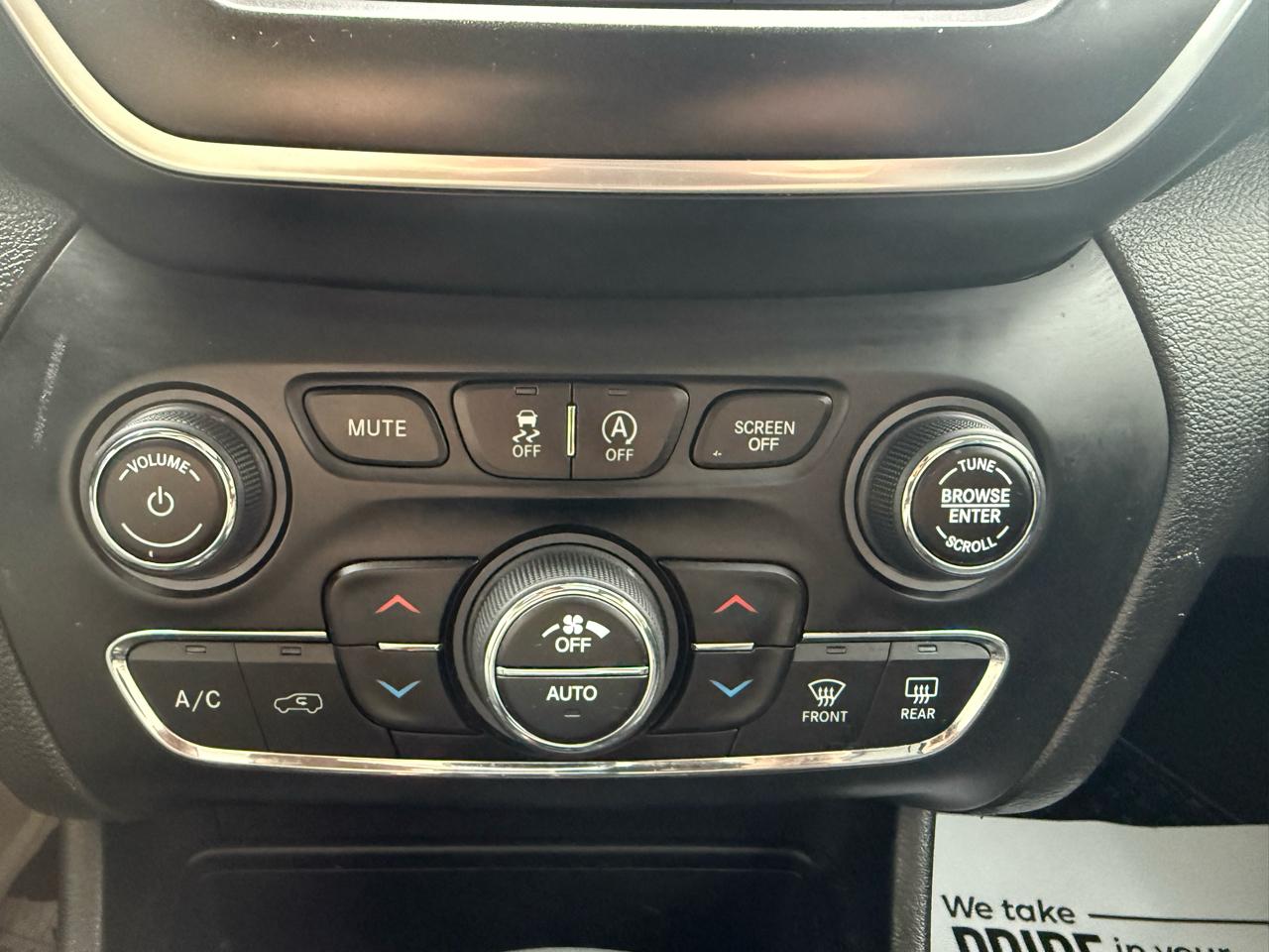 Jeep Cherokee  2021