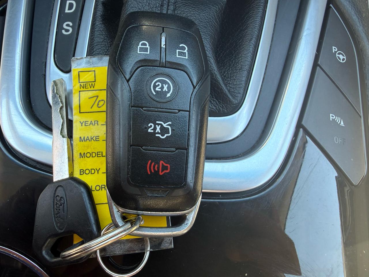 Ford Edge  2015