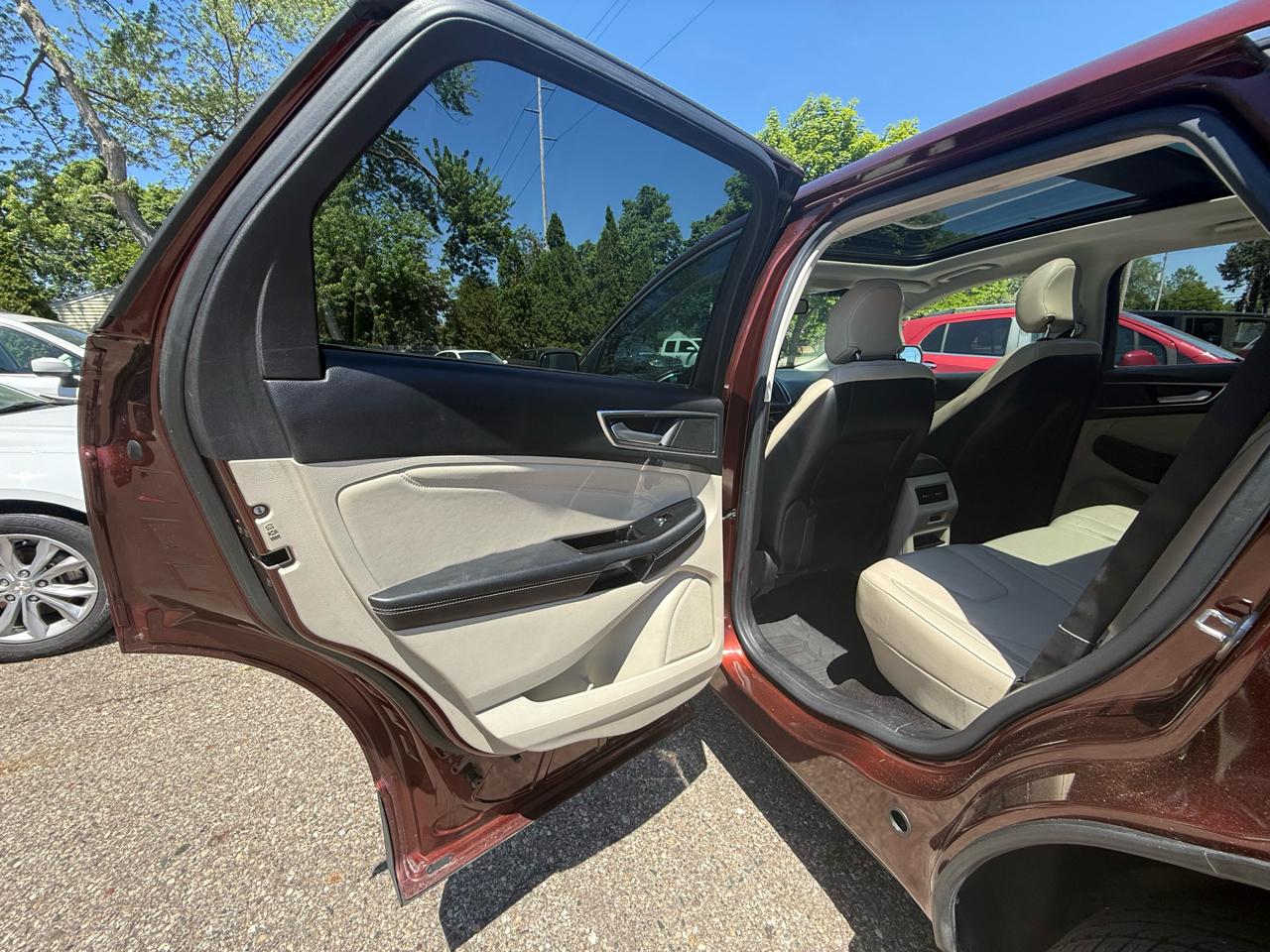 Ford Edge  2015