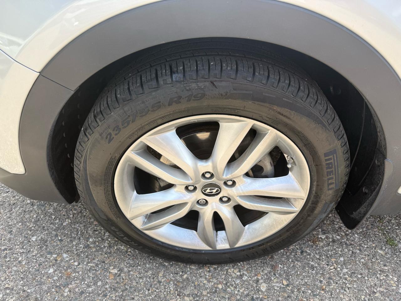 Hyundai Santa Fe  2013