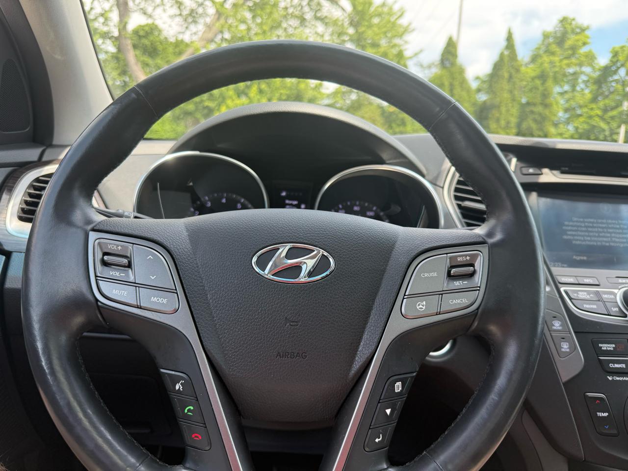 Hyundai Santa Fe  2013