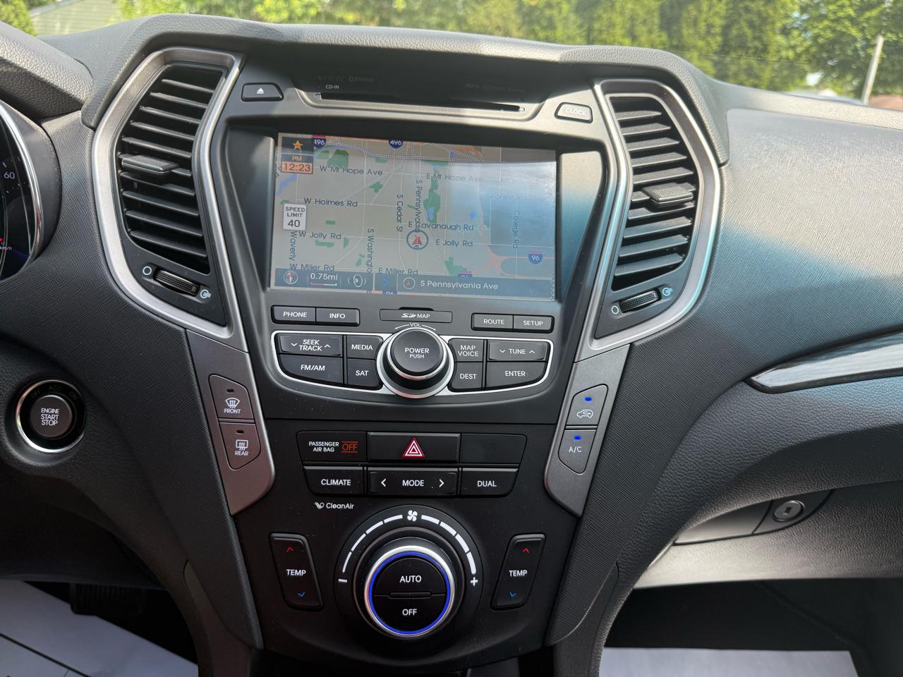 Hyundai Santa Fe  2013