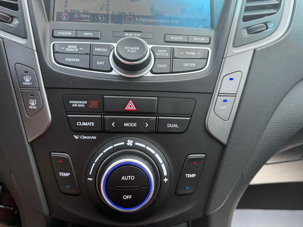 Hyundai Santa Fe  2013