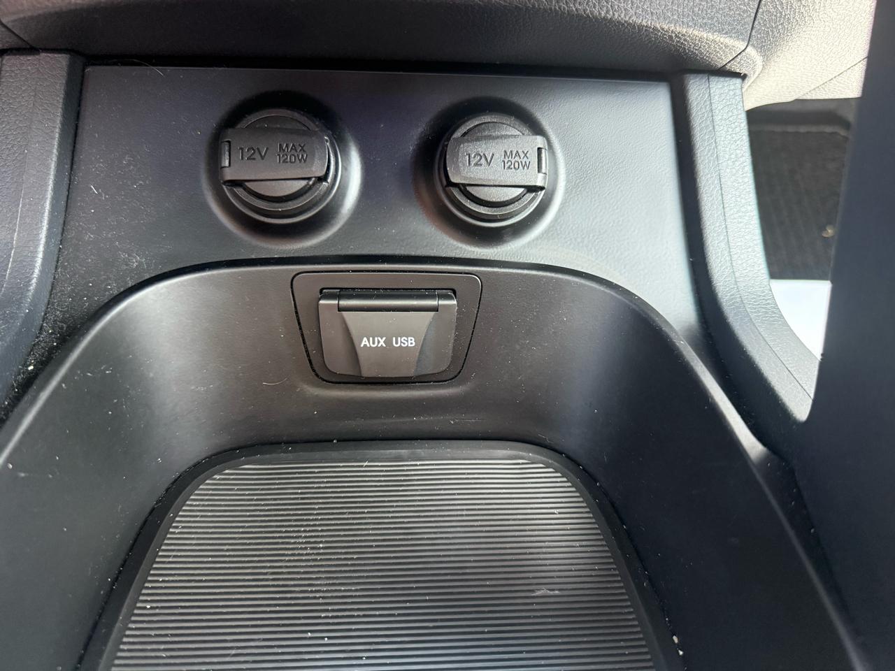 Hyundai Santa Fe  2013