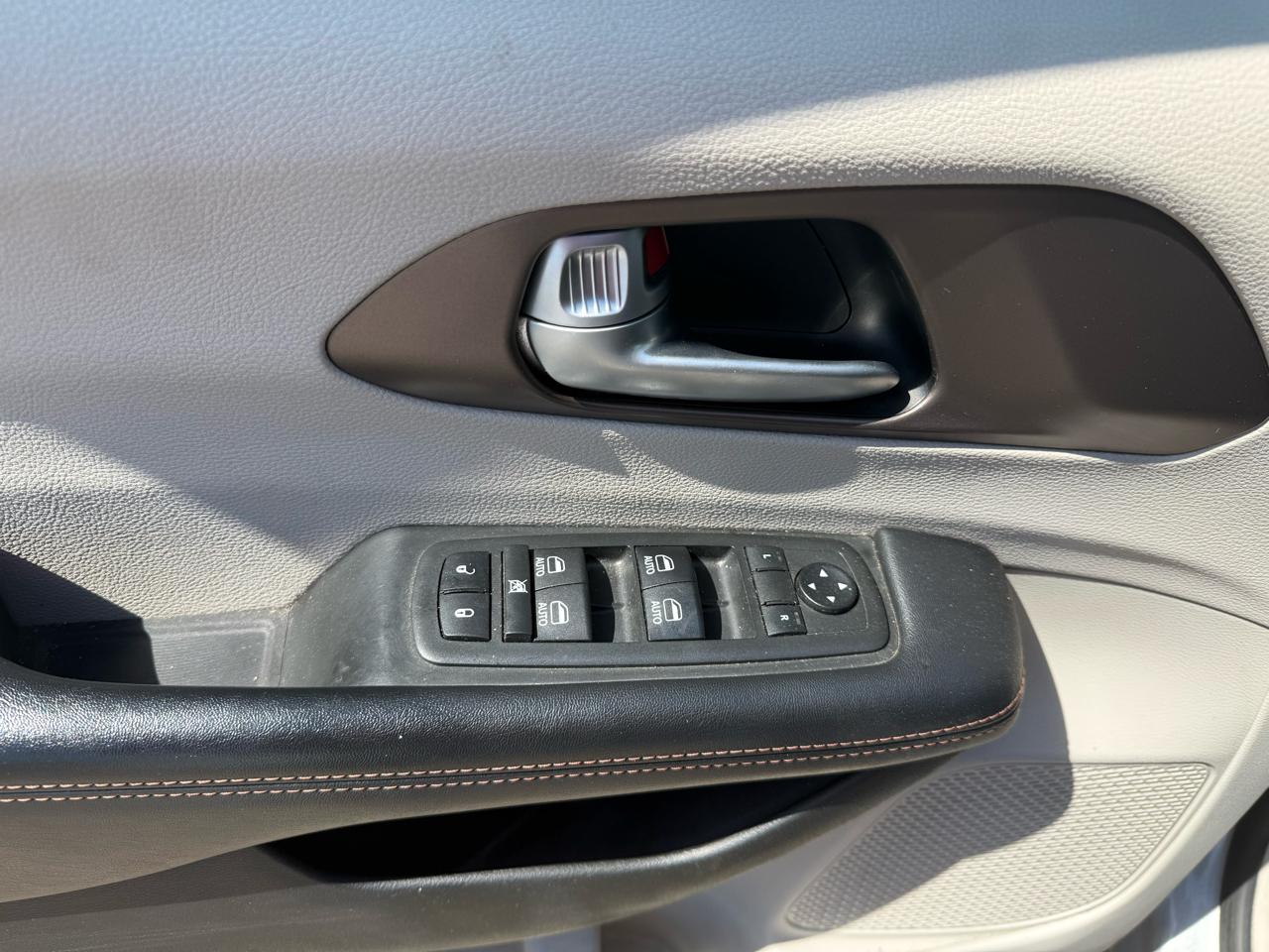 Chrysler Pacifica  2018