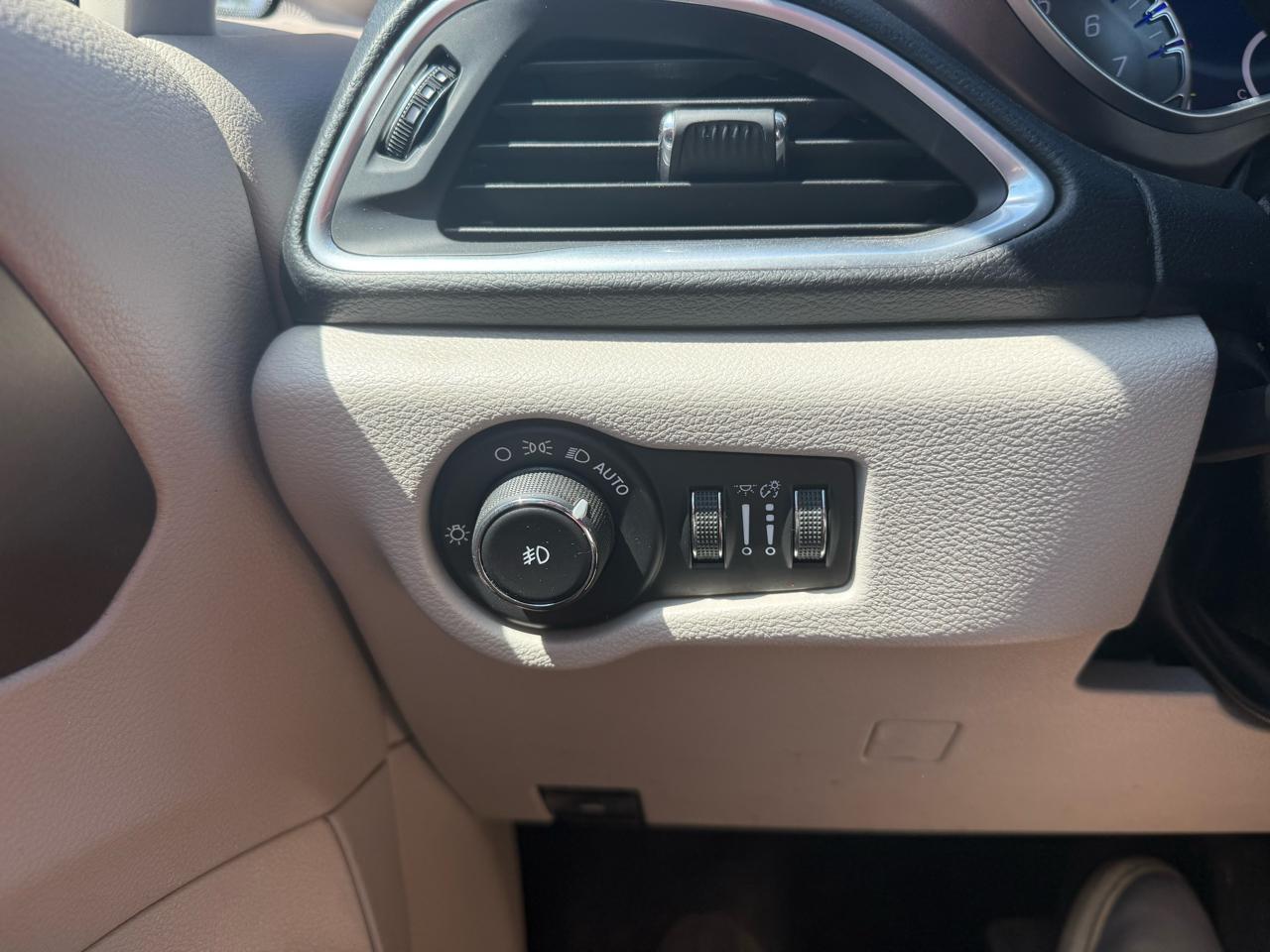 Chrysler Pacifica  2018