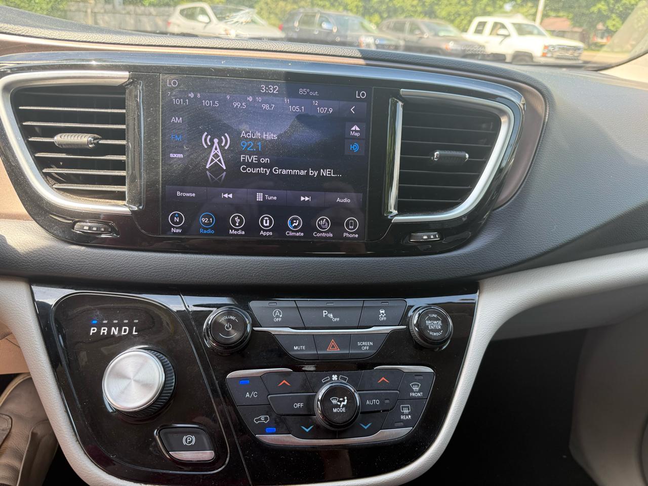 Chrysler Pacifica  2018