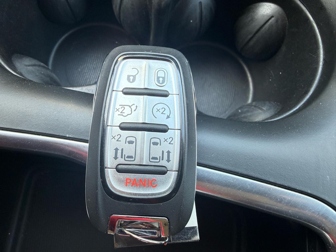 Chrysler Pacifica  2018