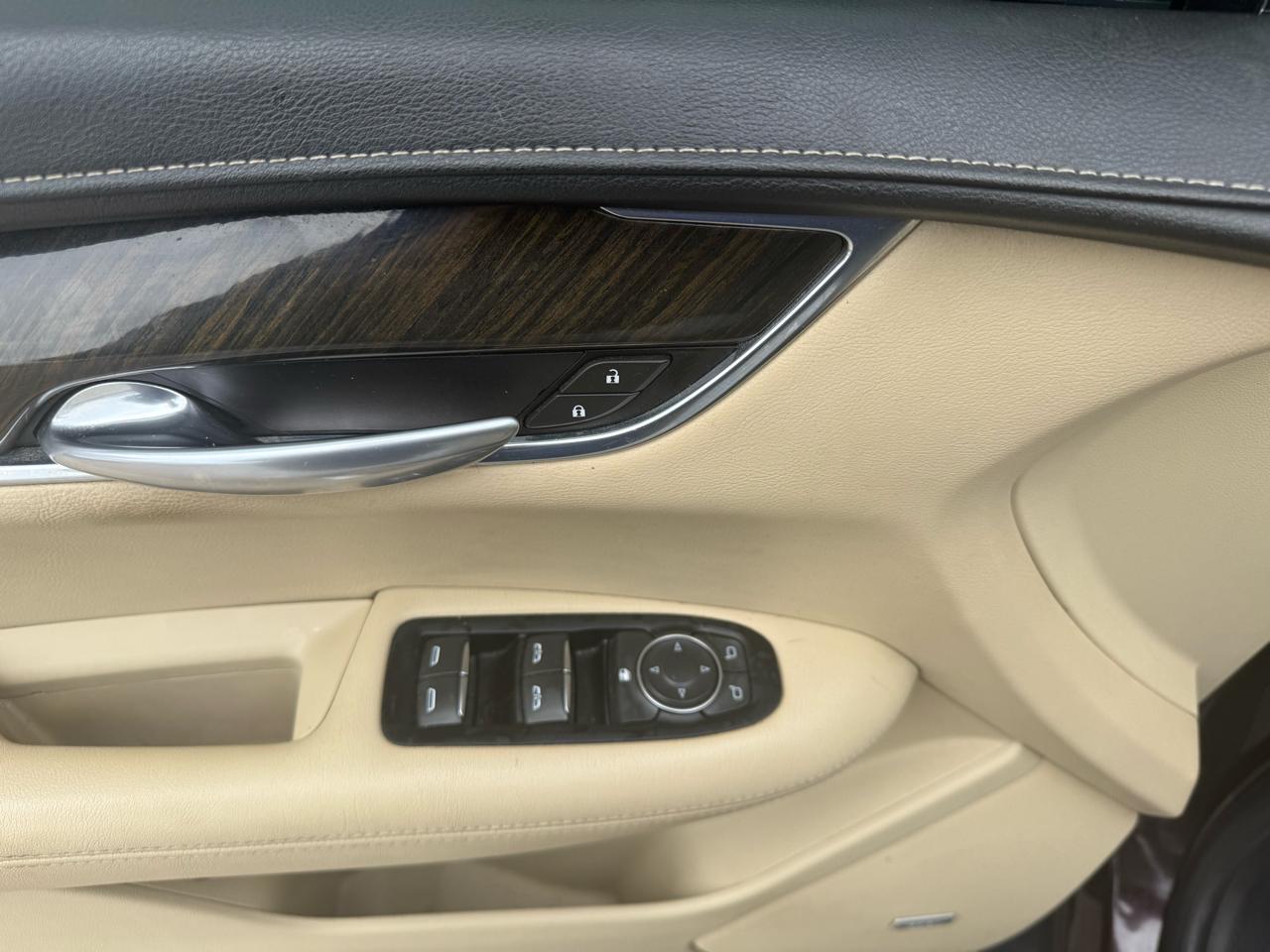 Cadillac XT5  2018