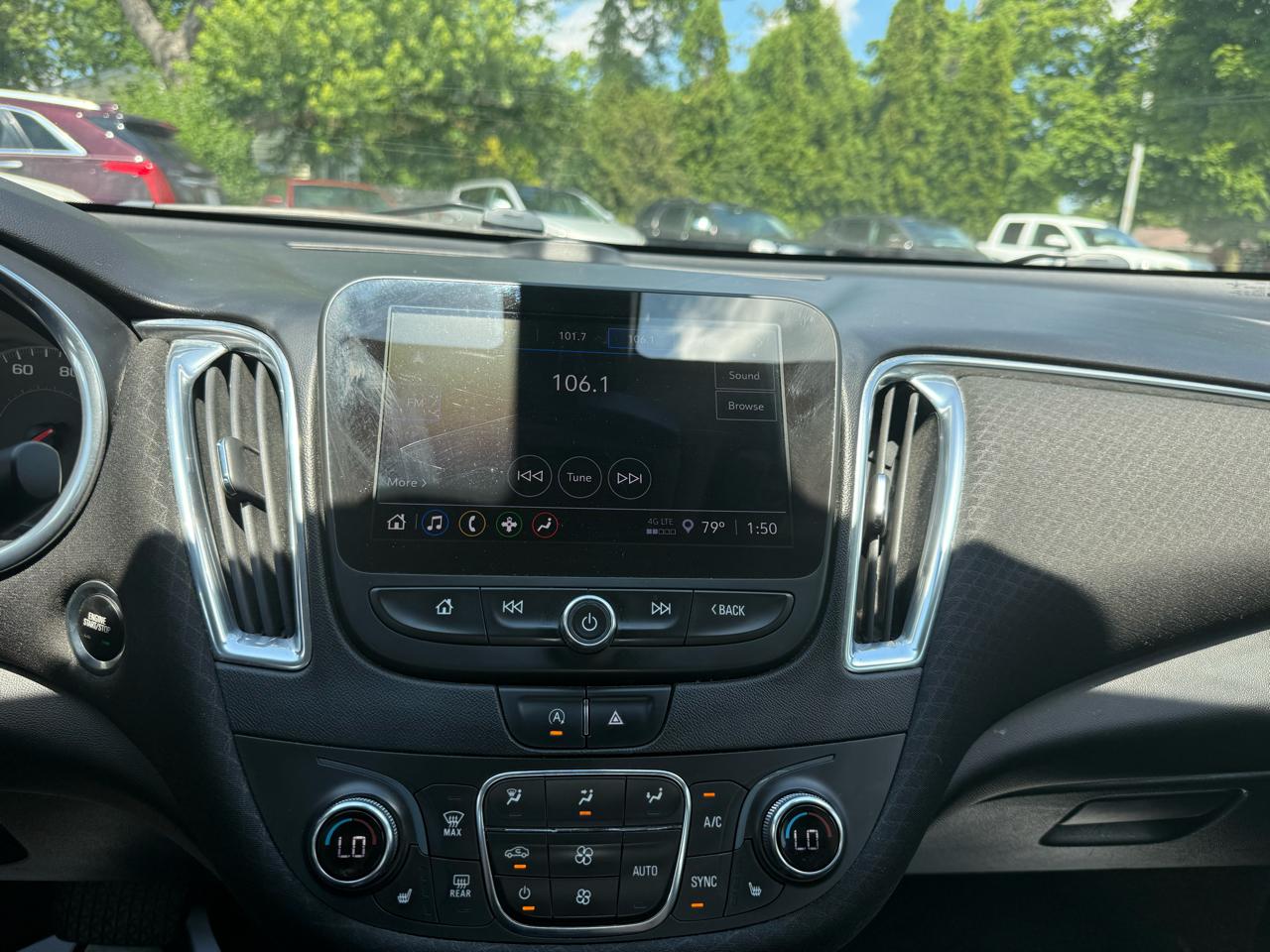 Chevrolet Malibu  2021