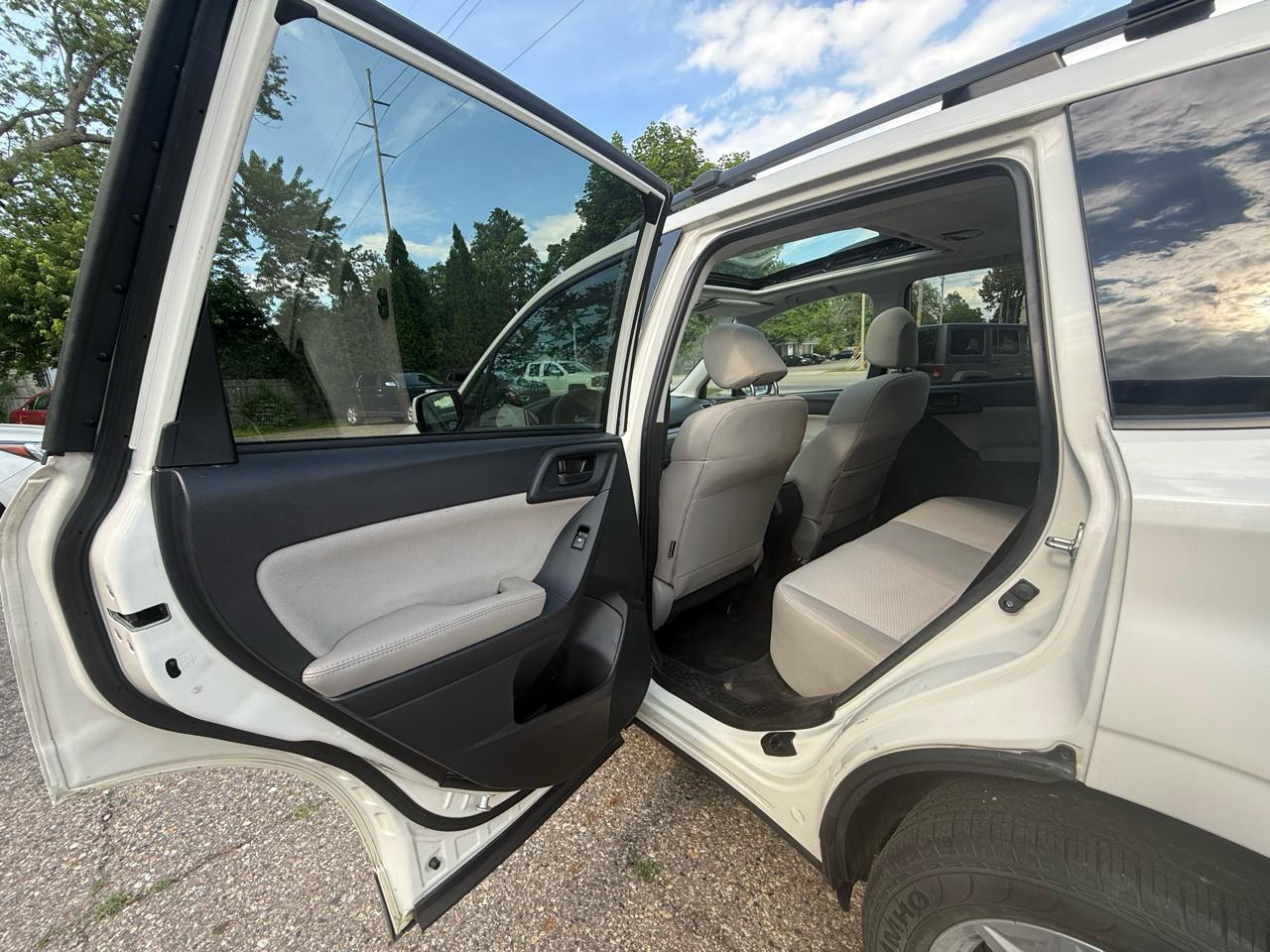 Subaru Forester  2016