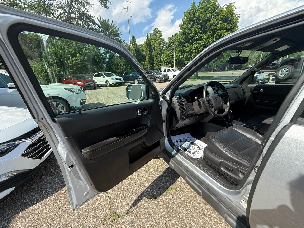 Ford Escape  2011