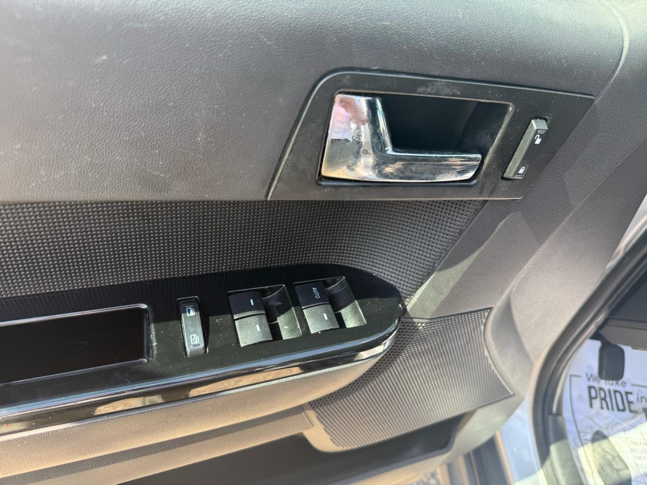 Ford Escape  2011
