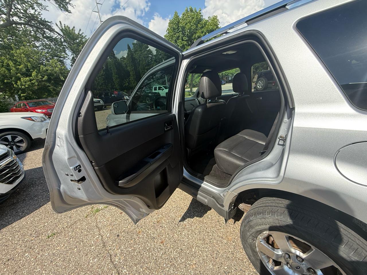 Ford Escape  2011