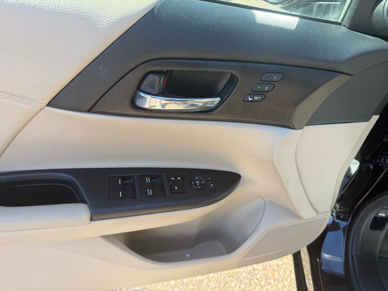 Honda Accord Hybrid  2015