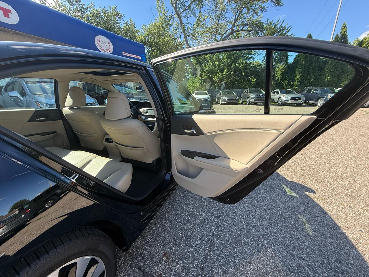Honda Accord Hybrid  2015