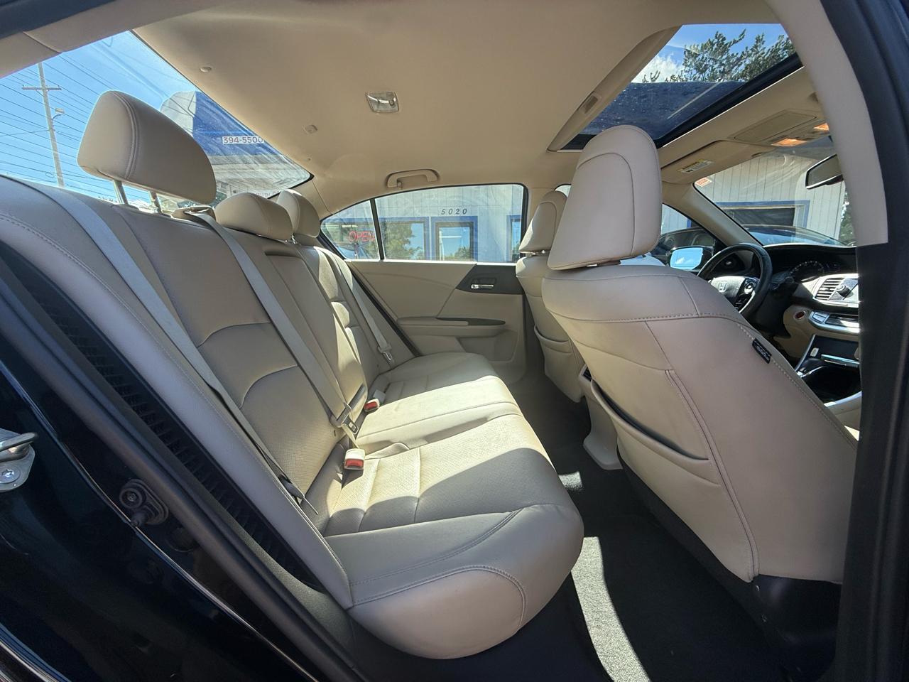Honda Accord Hybrid  2015
