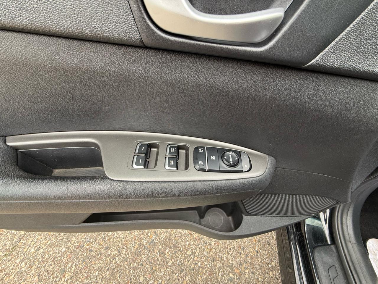 Kia Optima  2020