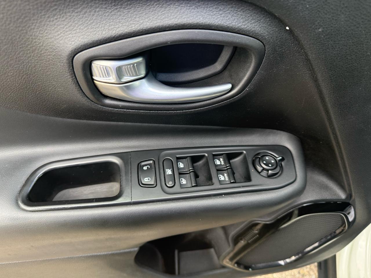 Jeep Renegade  2017