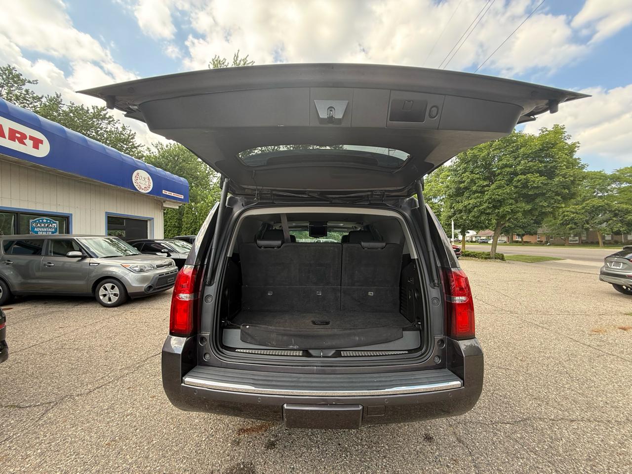 Chevrolet Tahoe  2016