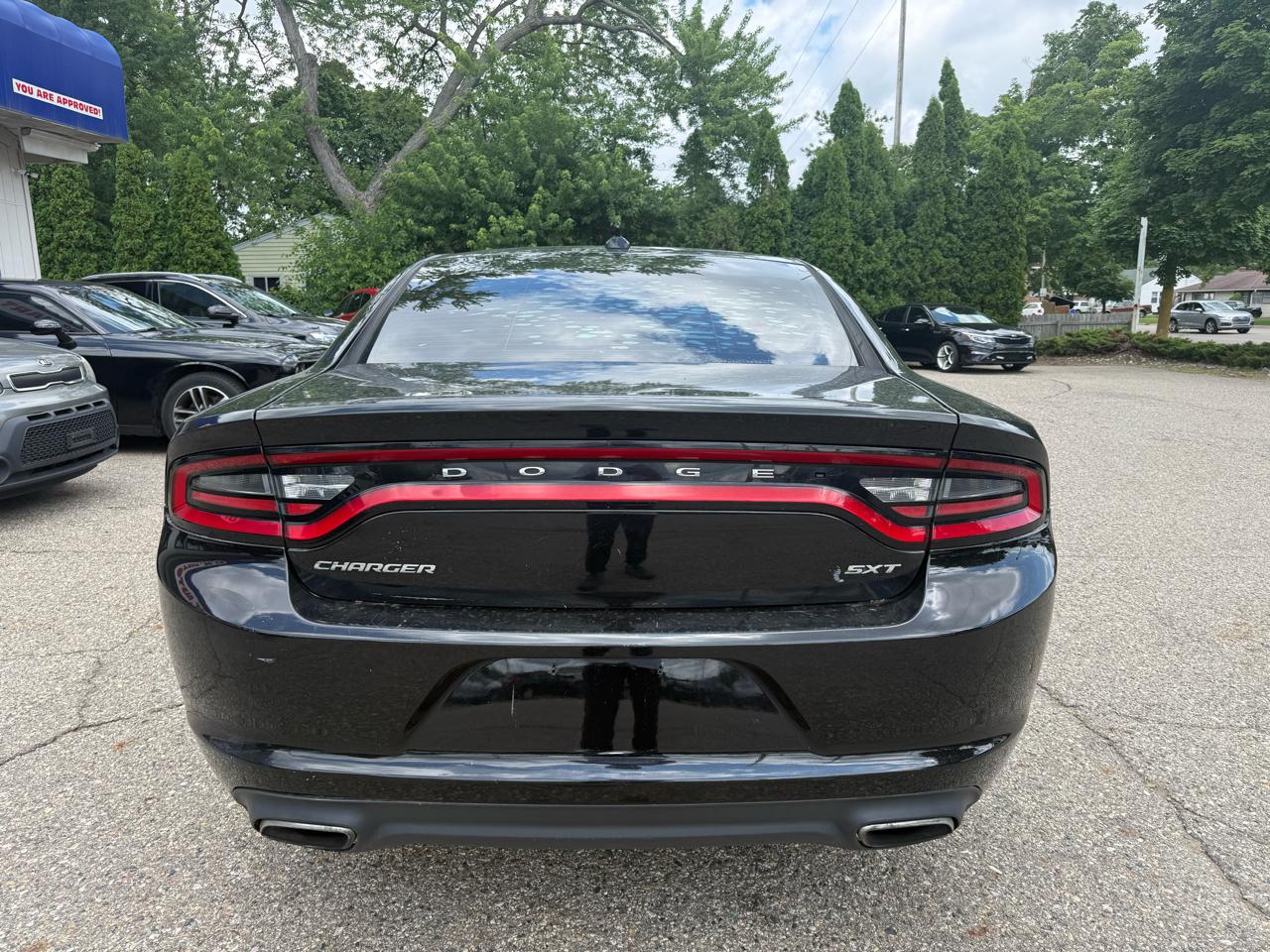 Dodge Charger  2017
