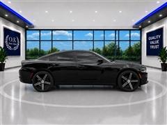 2017 Dodge Charger 