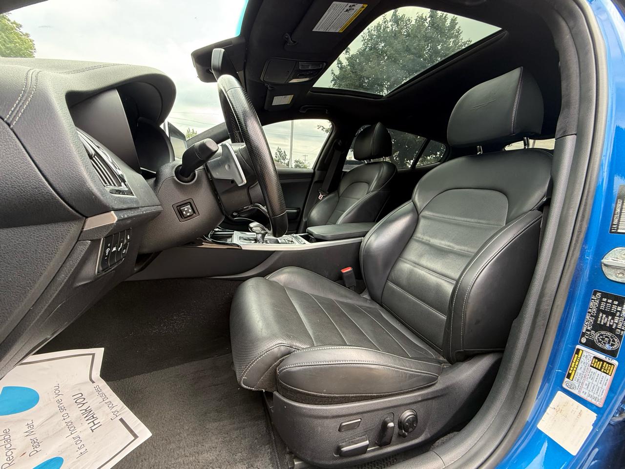 Kia Stinger  2021