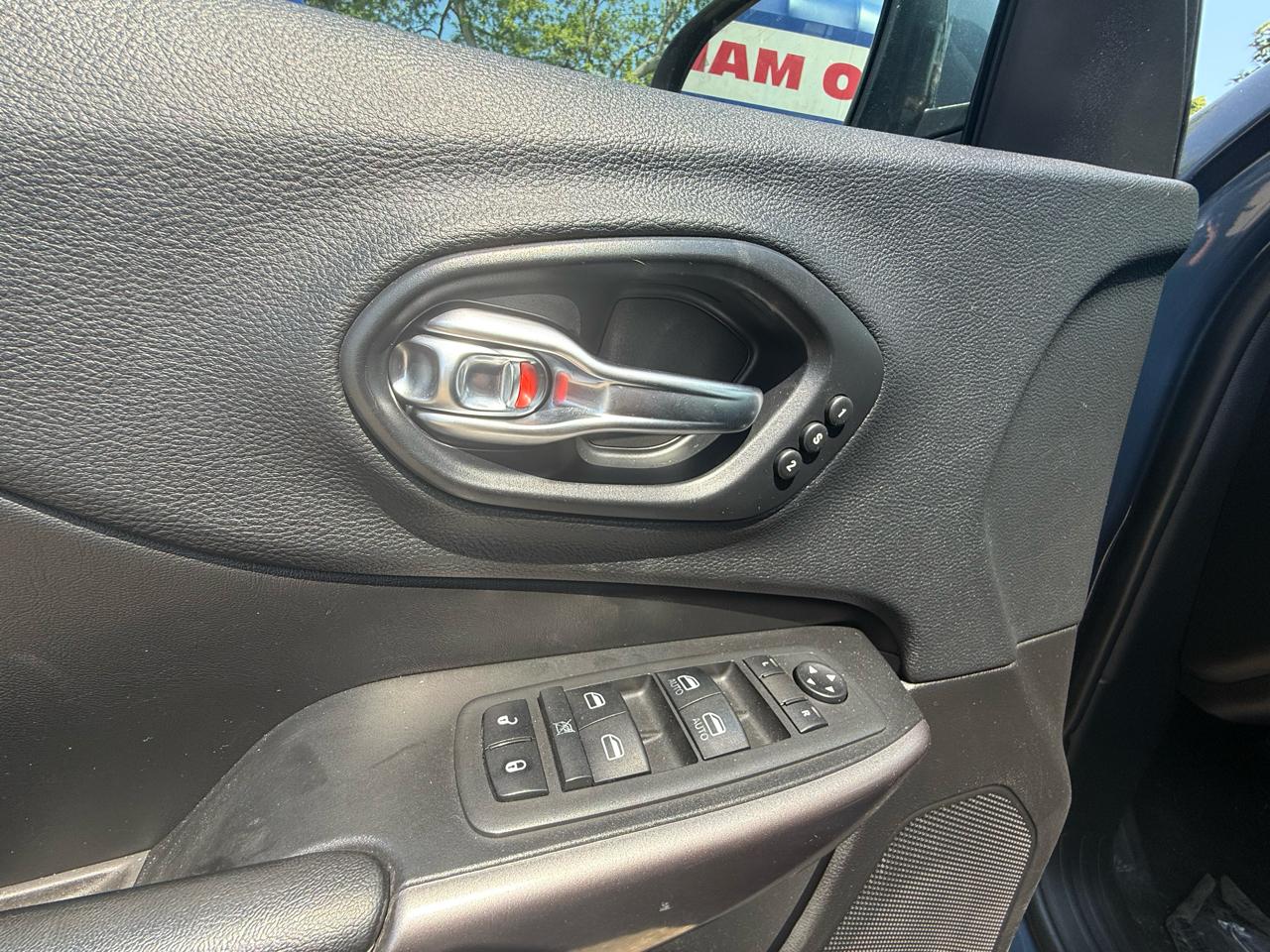 Jeep Cherokee  2019