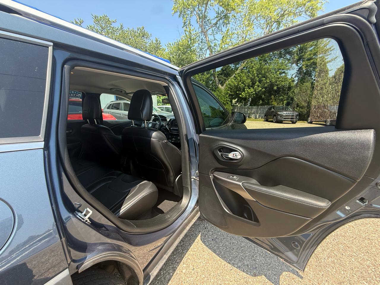 Jeep Cherokee  2019