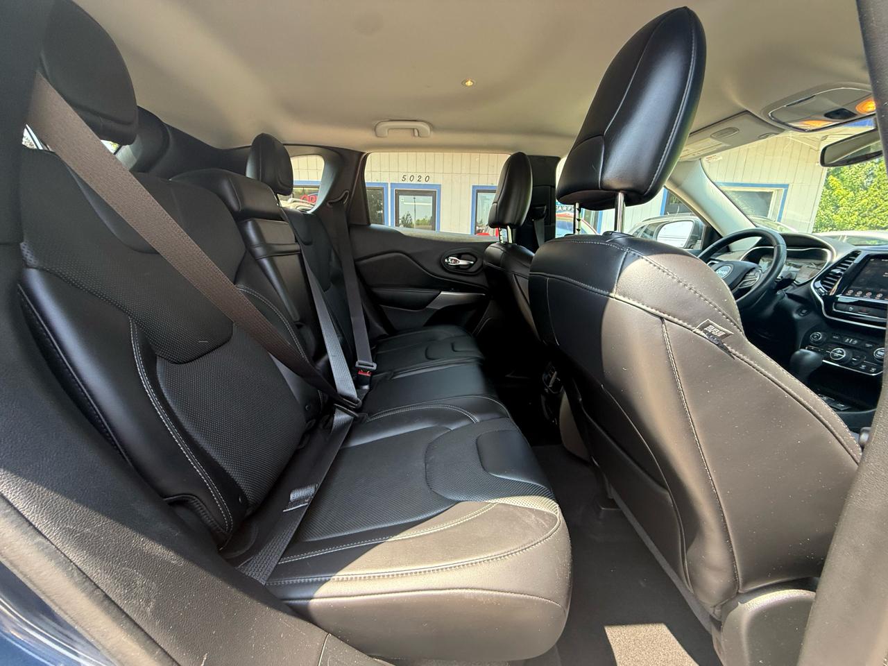 Jeep Cherokee  2019