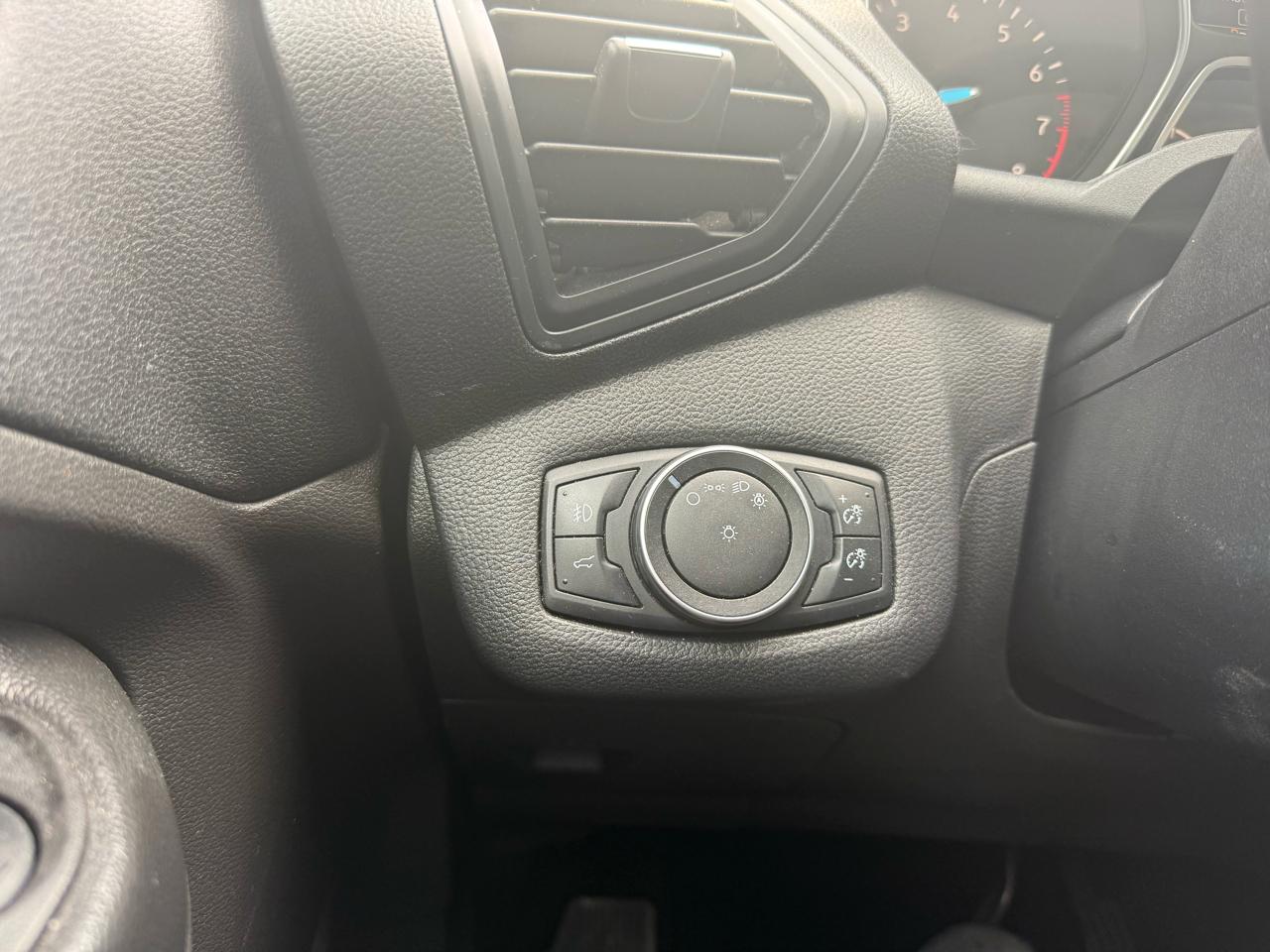 Ford Escape  2017