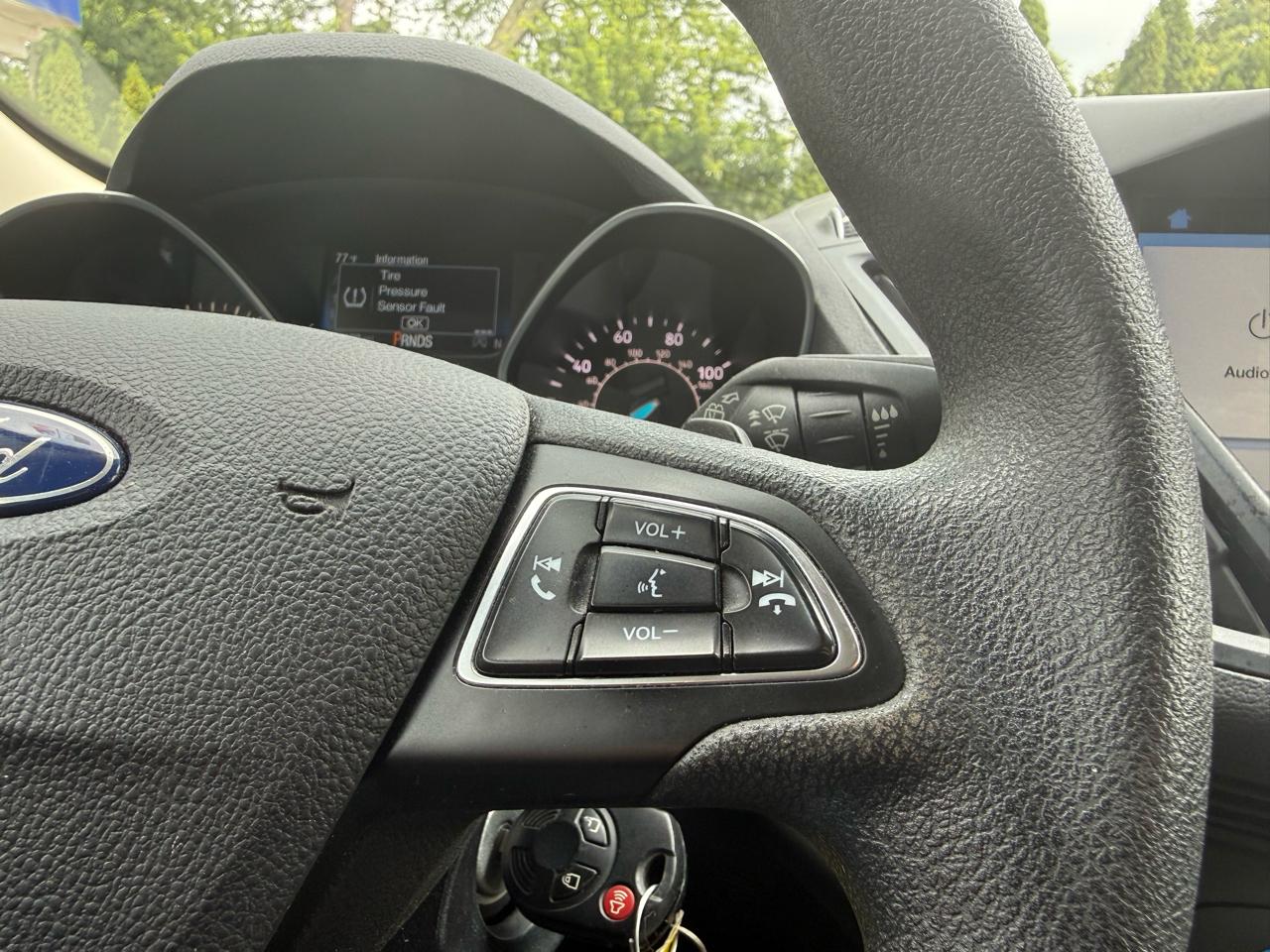 Ford Escape  2017