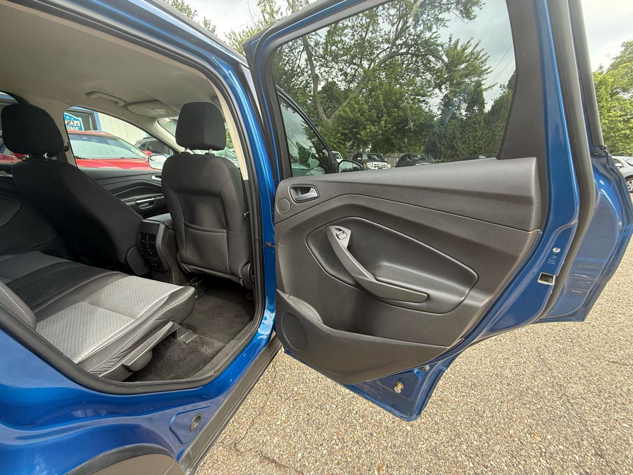 Ford Escape  2017