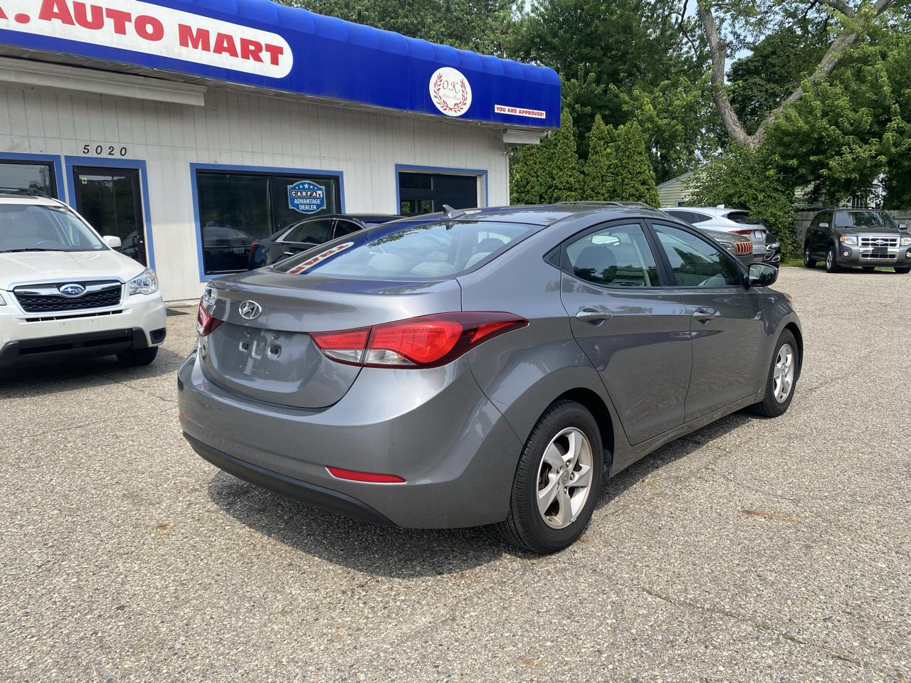 Hyundai Elantra  2014