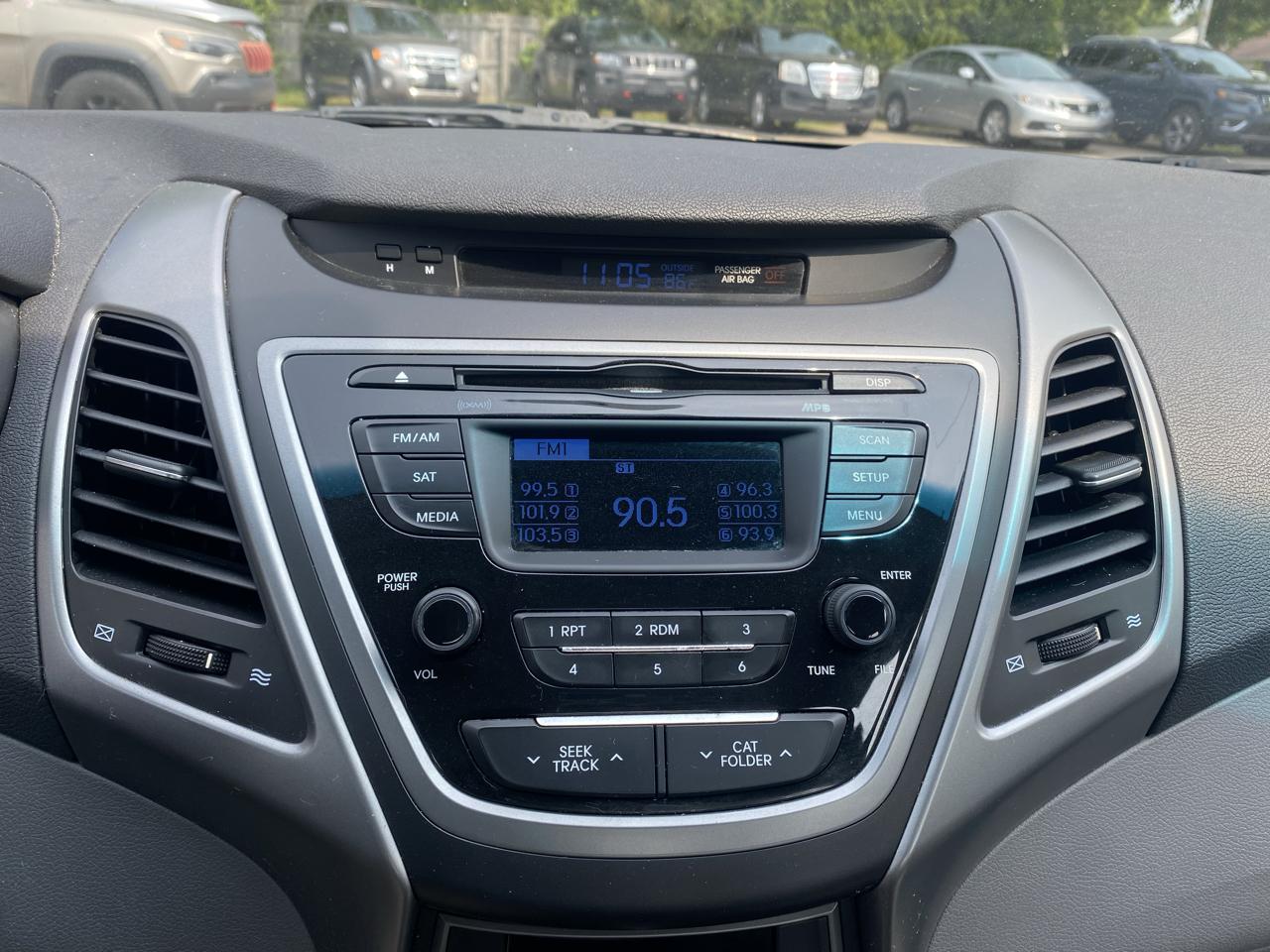 Hyundai Elantra  2014