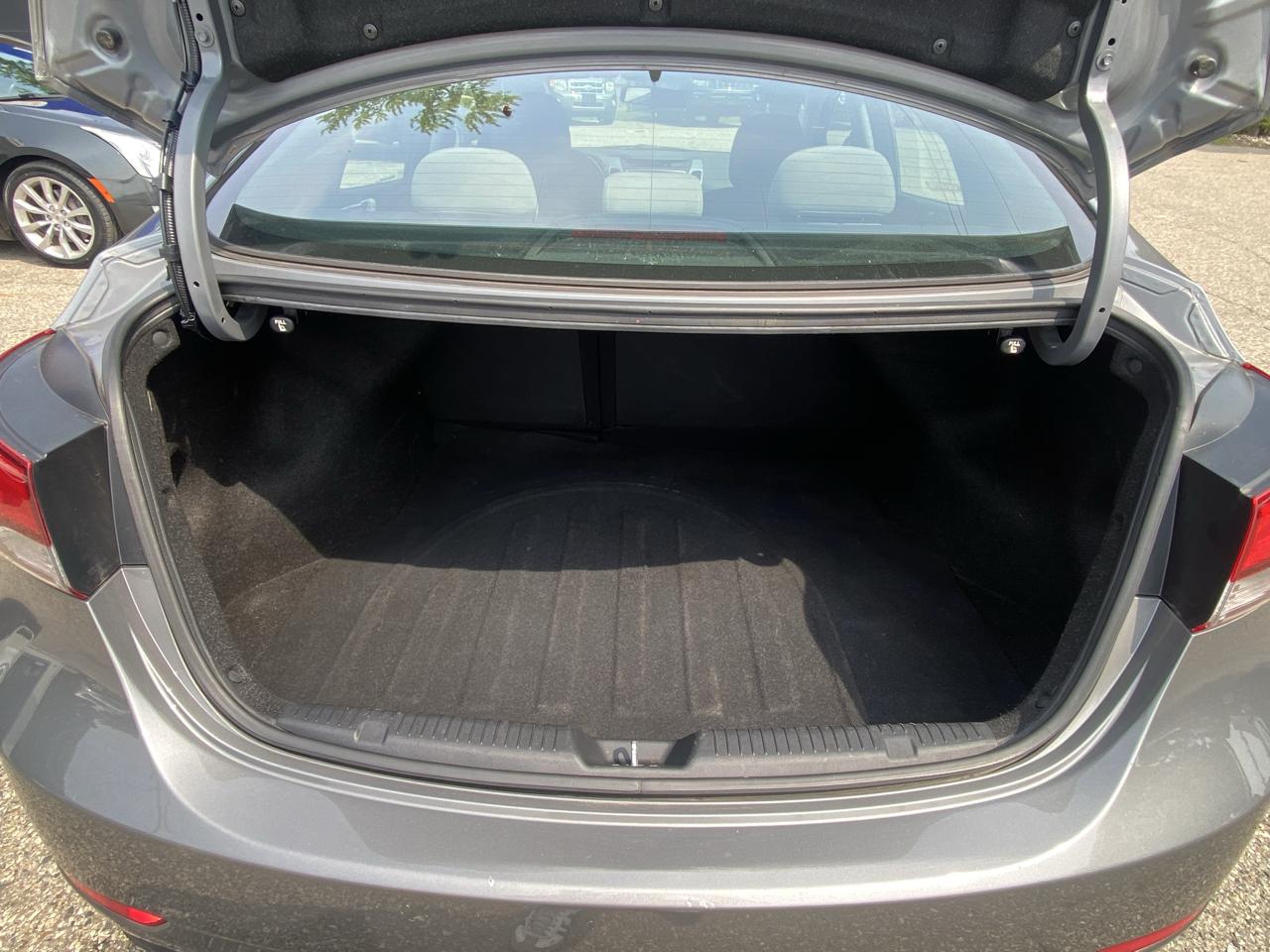 Hyundai Elantra  2014