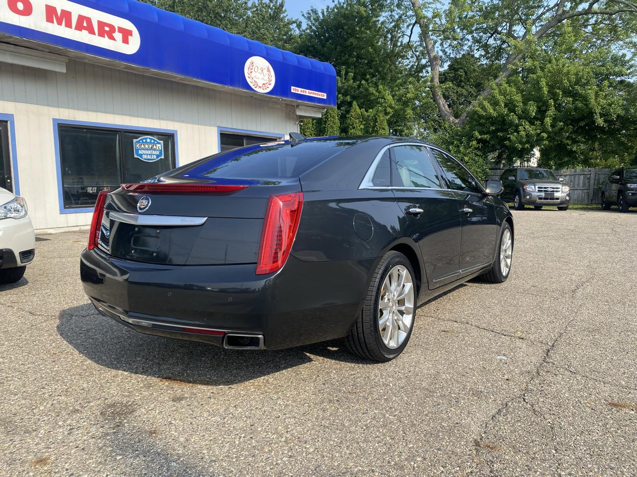 Cadillac XTS  2015