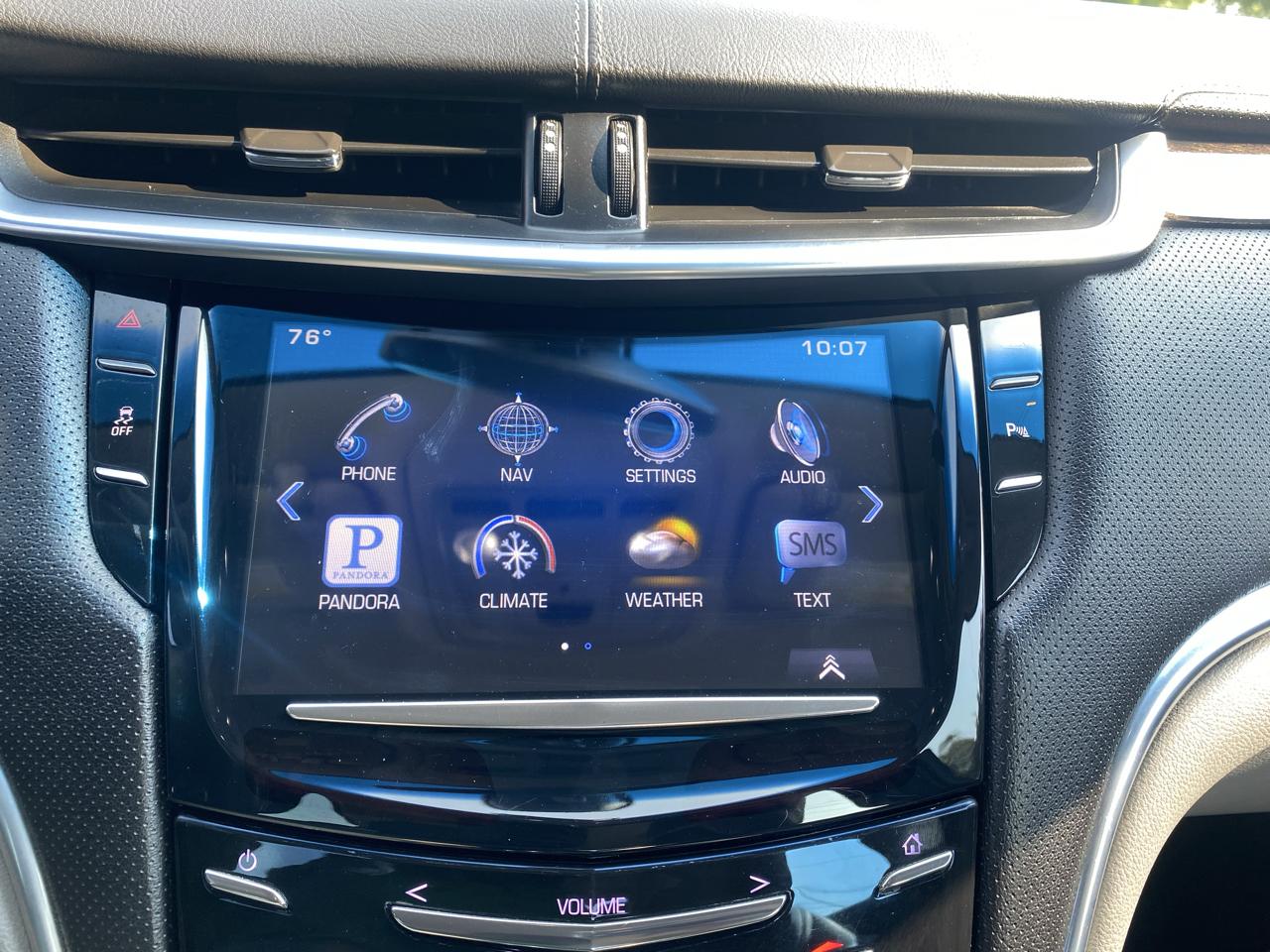 Cadillac XTS  2015