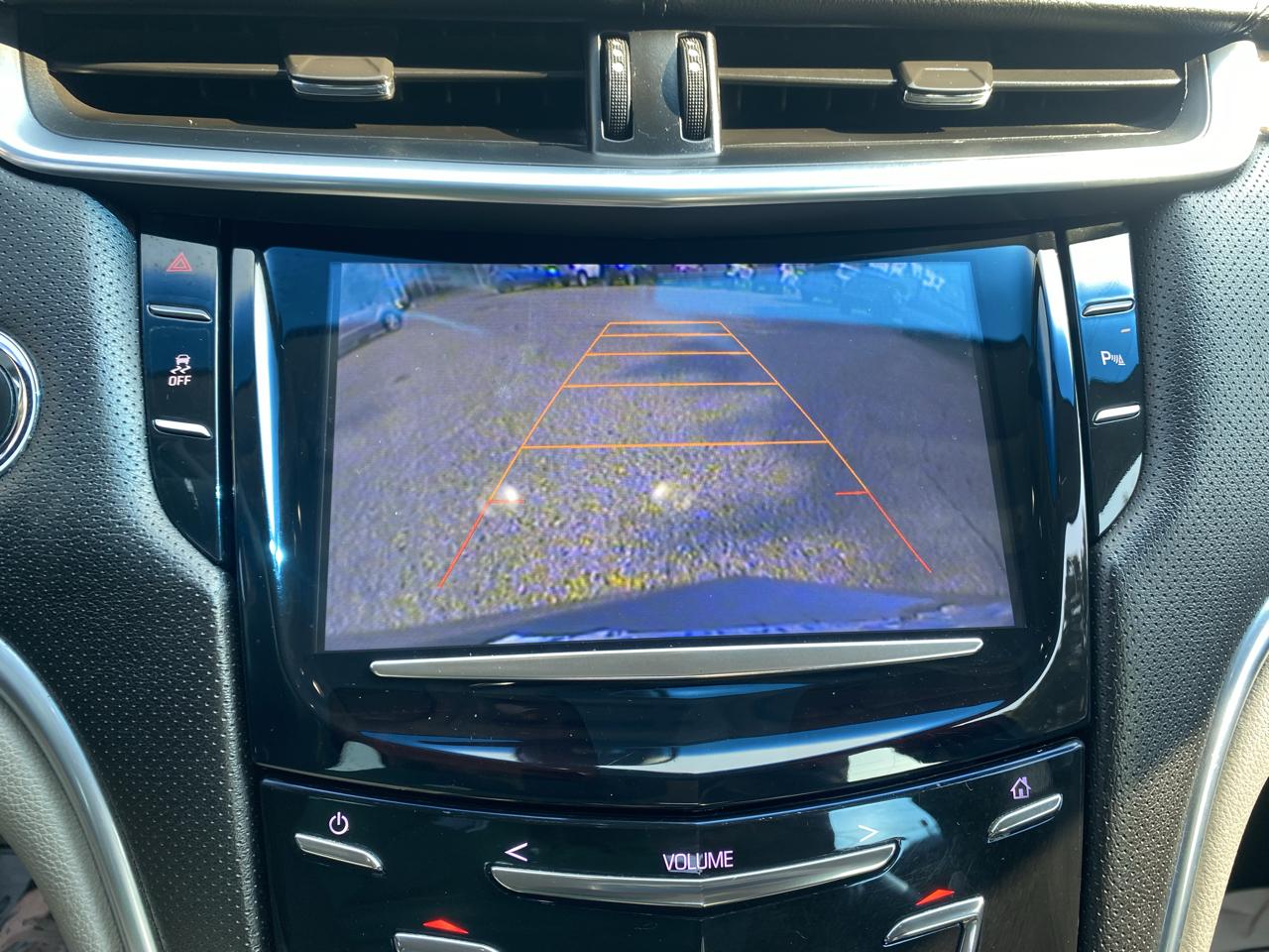 Cadillac XTS  2015