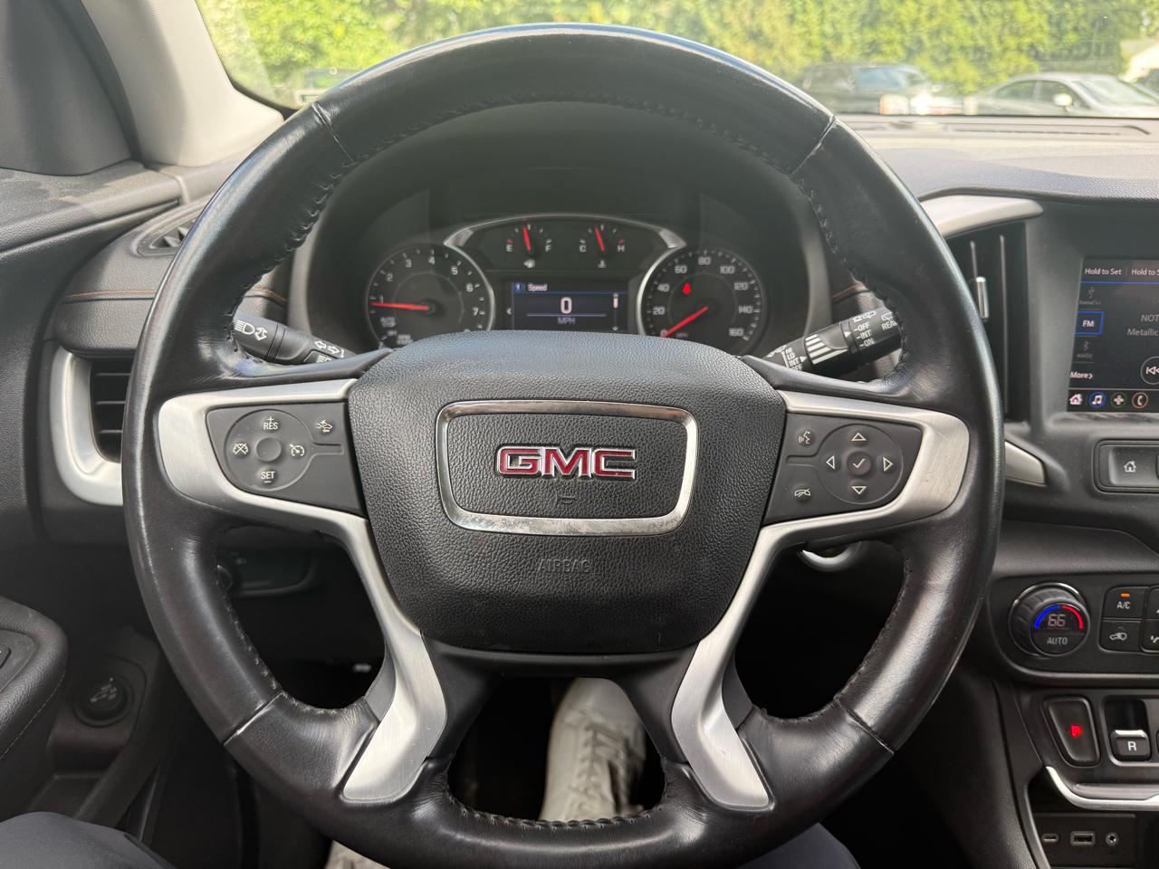 GMC Terrain  2021