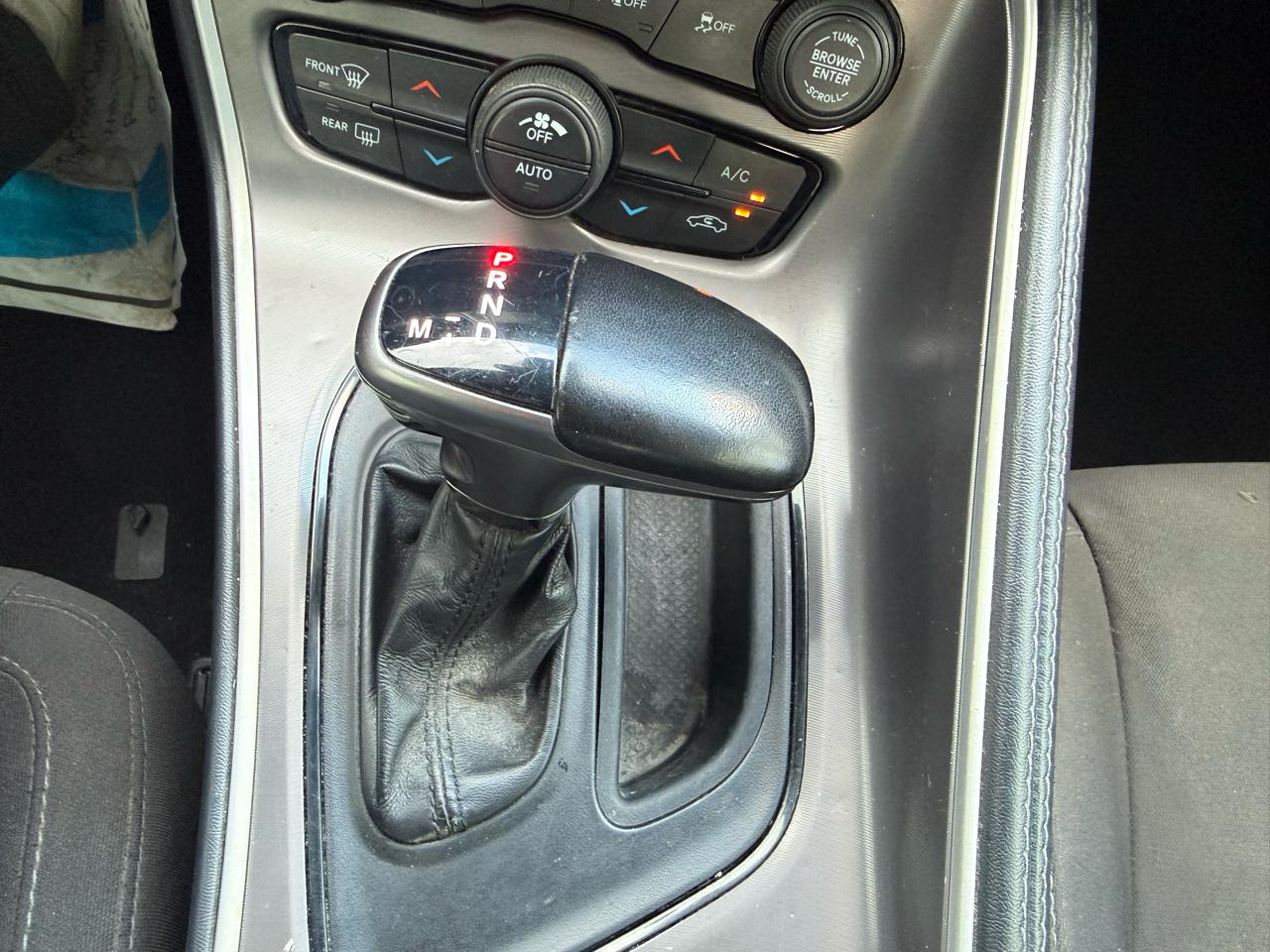 Dodge Challenger  2021