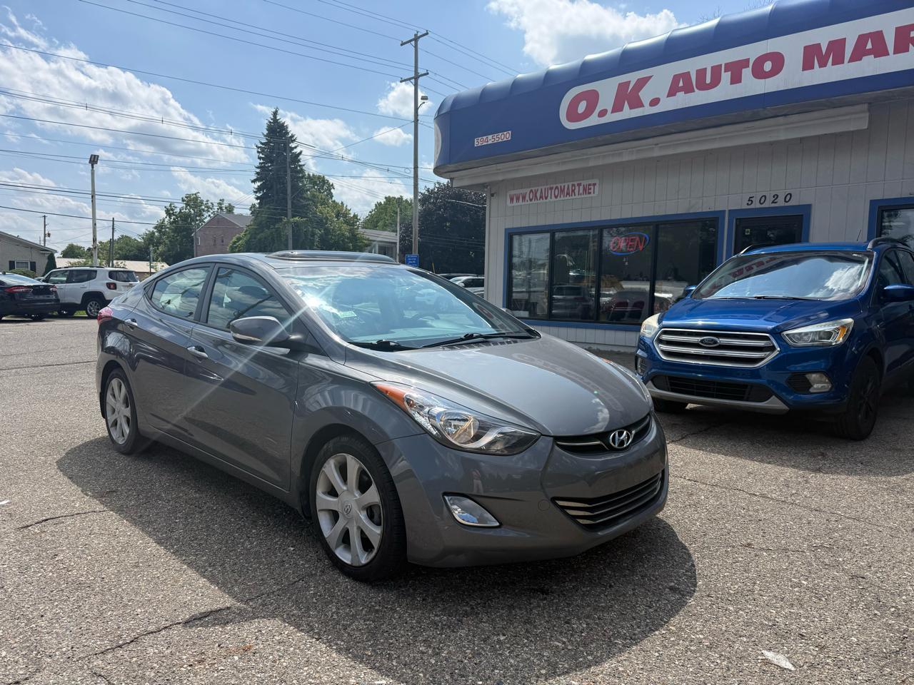 Hyundai Elantra  2013