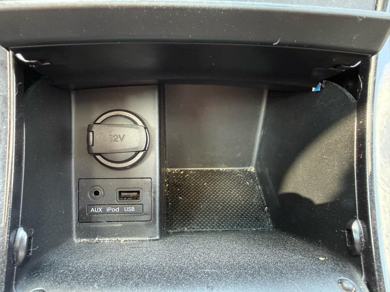 Hyundai Elantra  2013