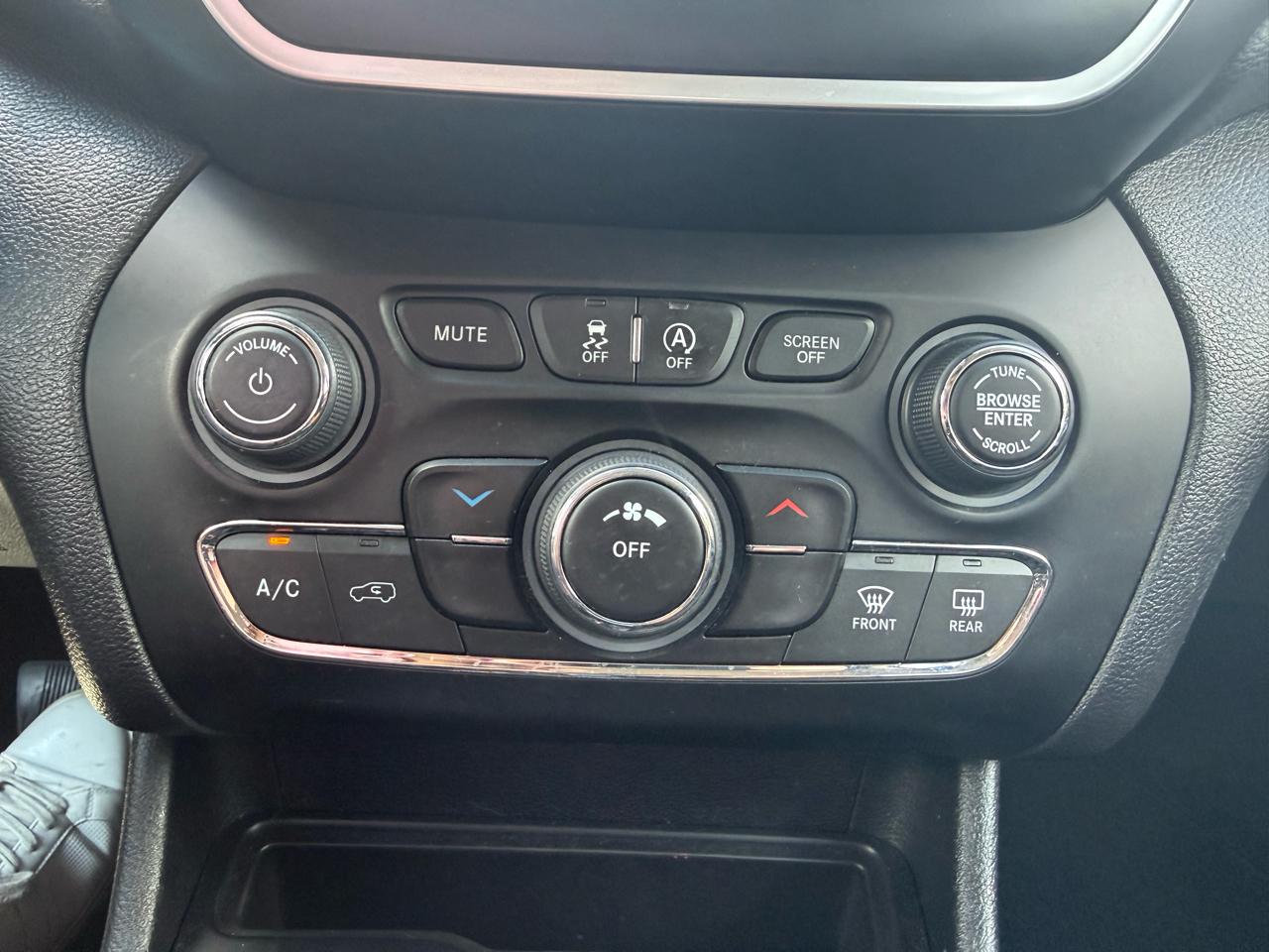 Jeep Cherokee  2020