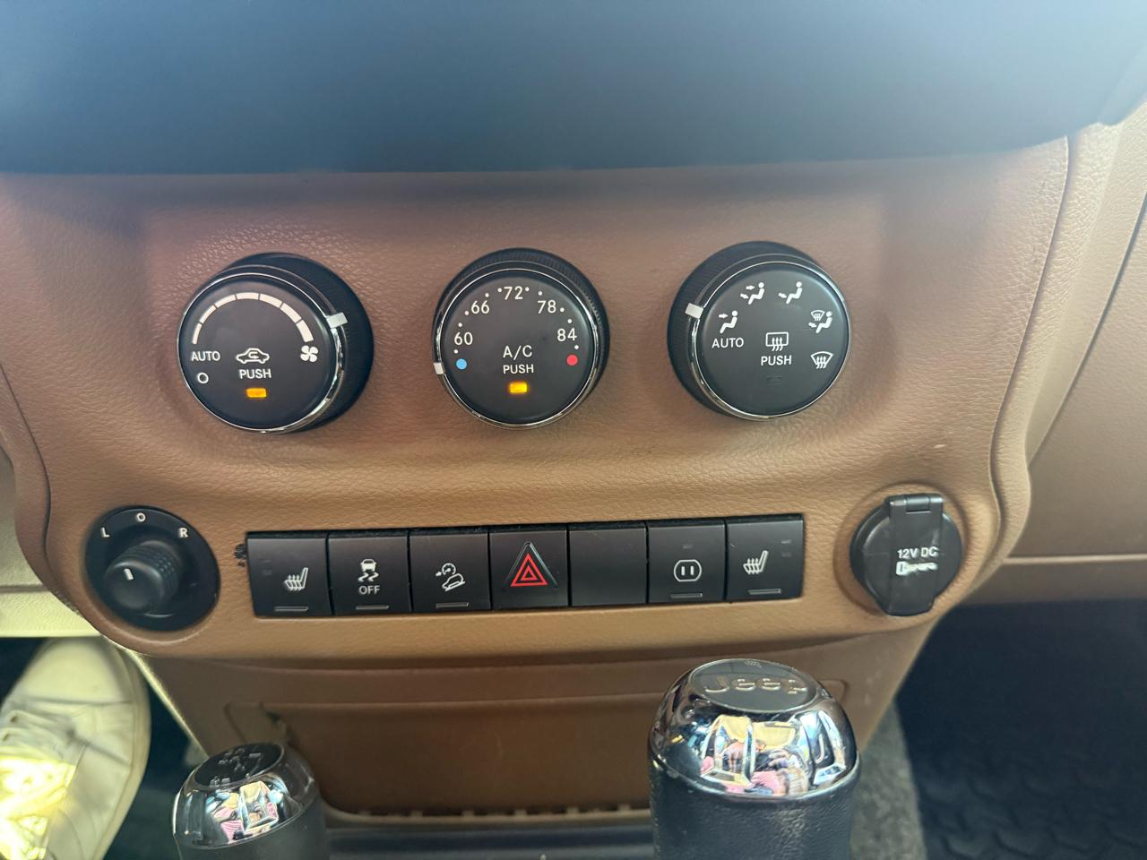 Jeep Wrangler  2012