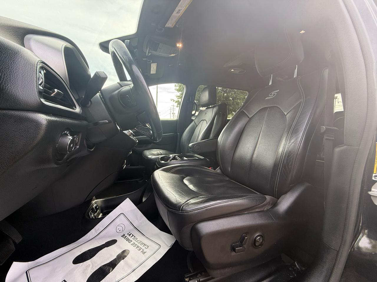Chrysler Pacifica  2020
